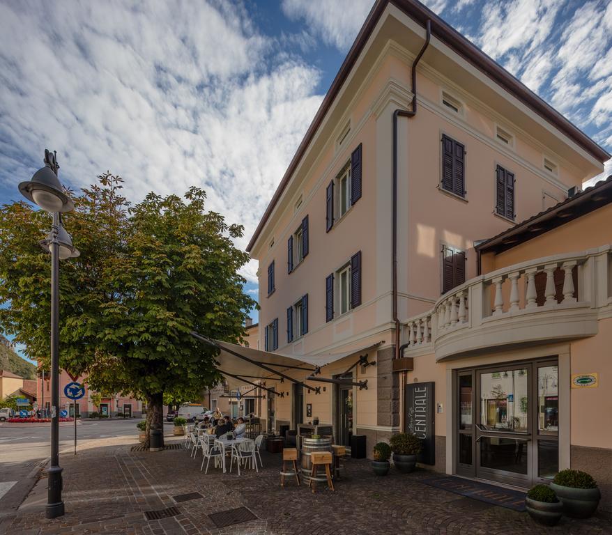 Albergo Caffe Centrale Медзокорона Экстерьер фото